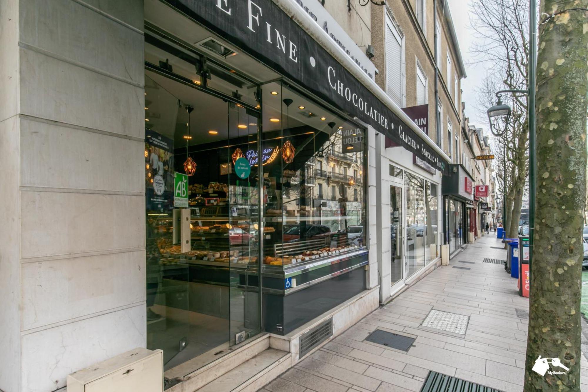 Mba Splendide Appart - Le Raincy Rer Banlieue Parisアパートメント エクステリア 写真
